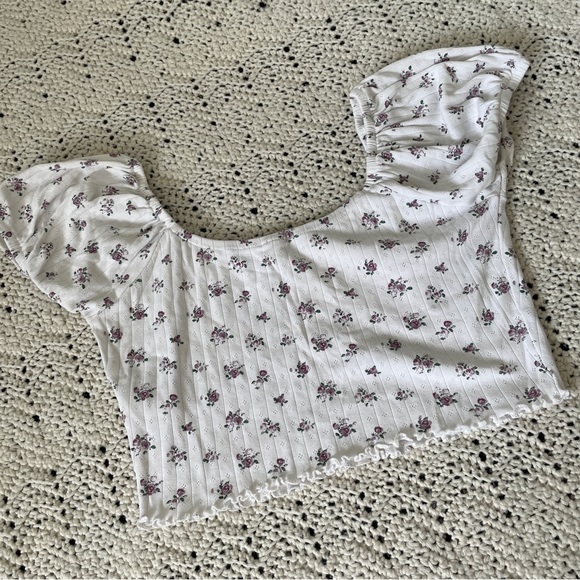 Urban Outfitters Pointelle Off-The-Shoulder Cropped Top White (Large) - Picture 3 of 9